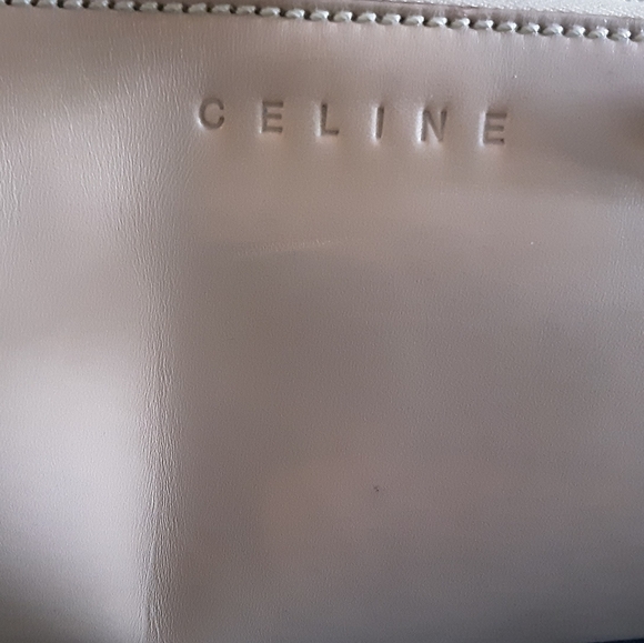 Celine Light Tan Barrel Purse. - Picture 2 of 7